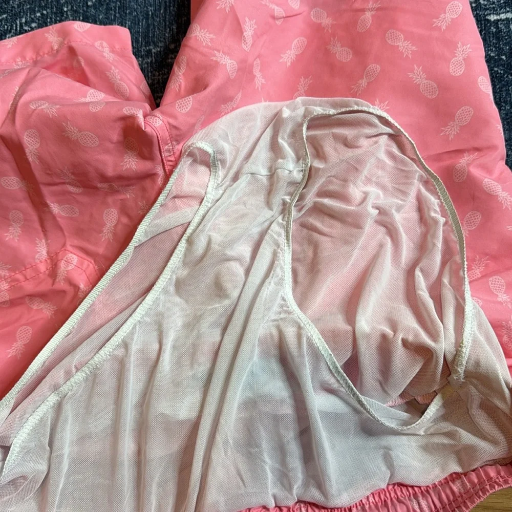 Maamgic‎ Men's Pink Swim Shorts size small